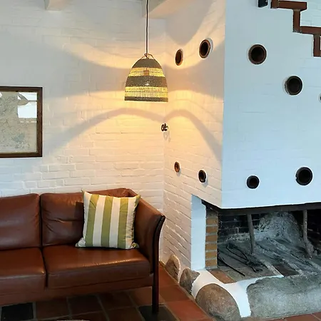 Vakantiehuis Family-friendly Oustrupgard With History Egtved
