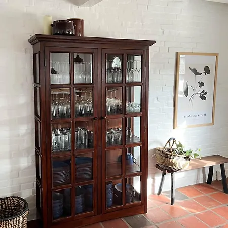 Vakantiehuis Family-friendly Oustrupgard With History Egtved